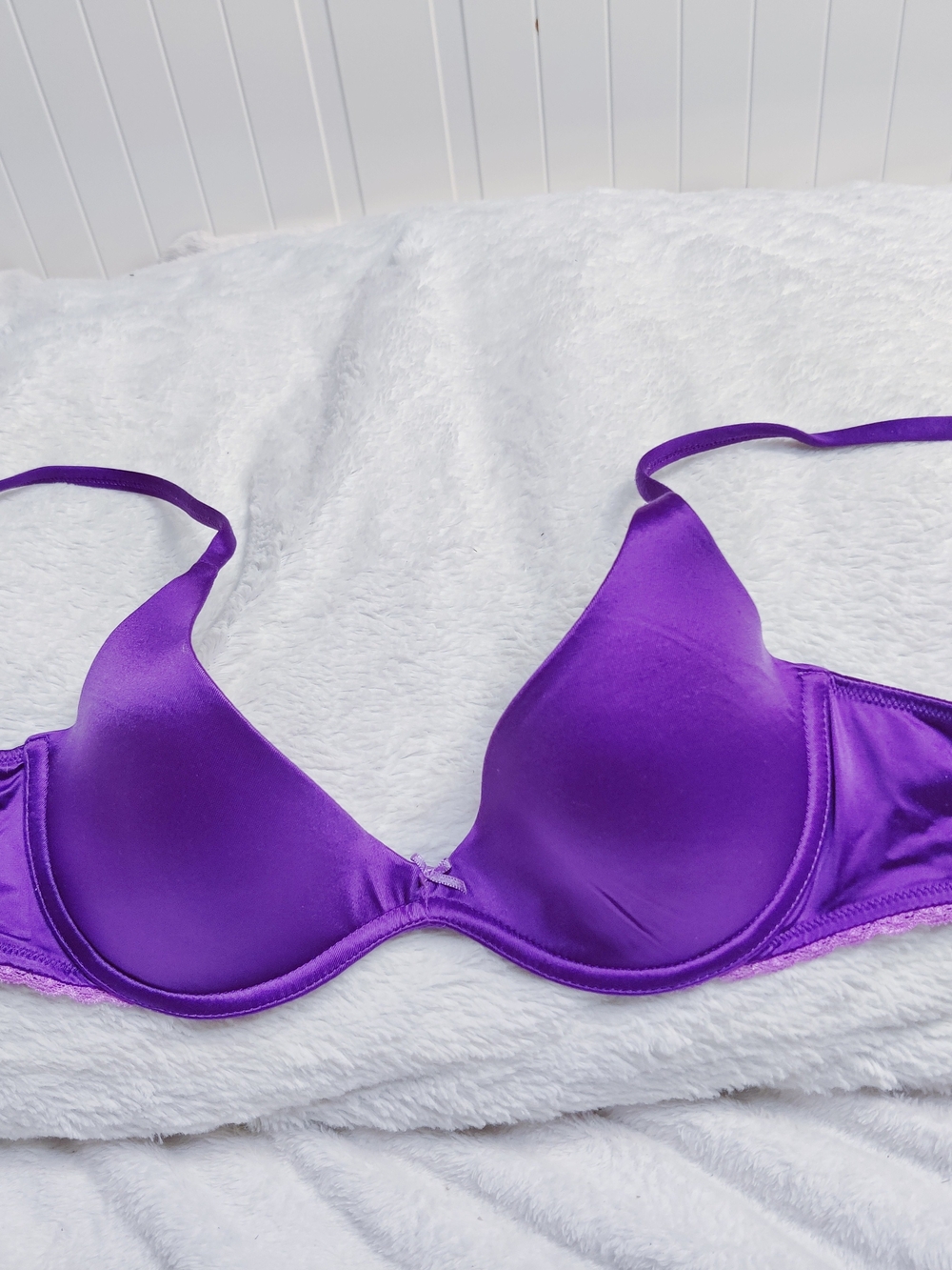 Victoria's Secret PINK Scoopneck Bra 34B Purple Underwire Lightly Lined